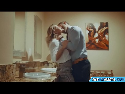 ❤️ Когато наедряла блондинка ви съблазни в обществена тоалетна ❤️ Ебане видео в bg.pornsexphoto.ru ❌❤